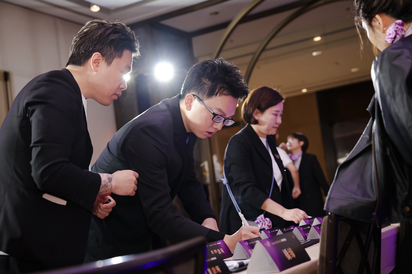 鳳凰電波金獎醫美診所